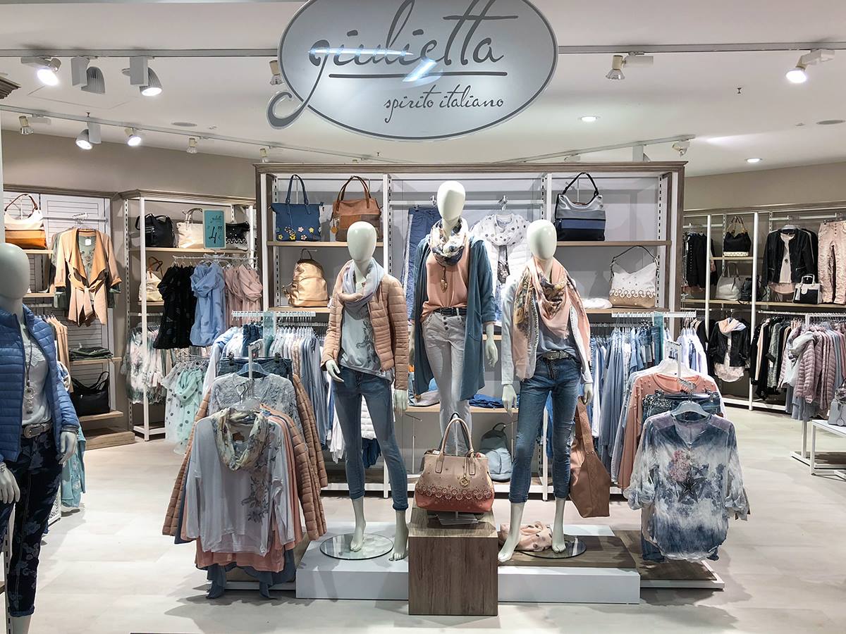 Fashion & Apparel Retail